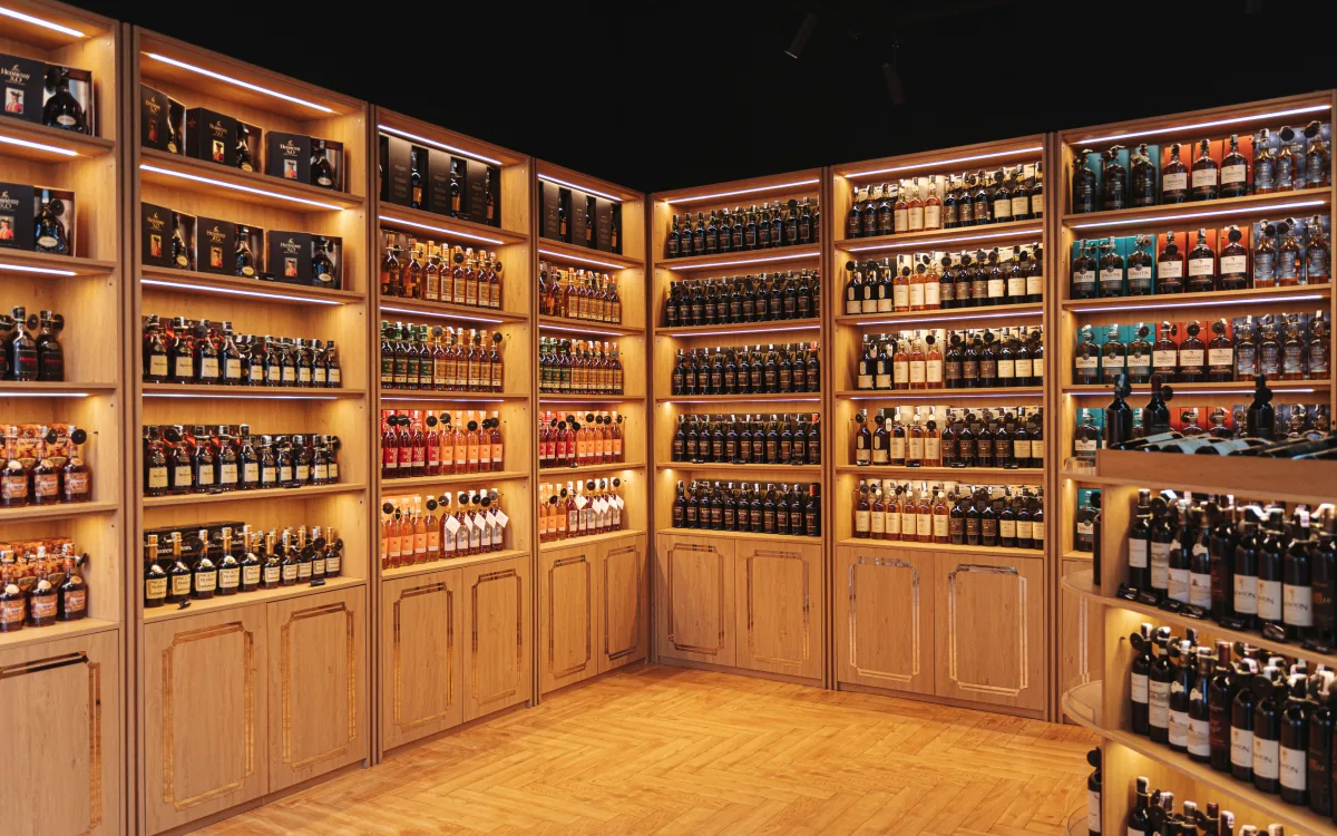 Sour Liquor Shop-ийн тавиурууд